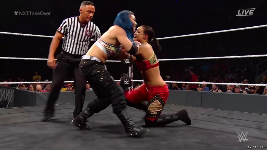WWE_NXT_TakeOver_Toronto_2019_720p_WEB_h264-HEEL_mp40252.jpg