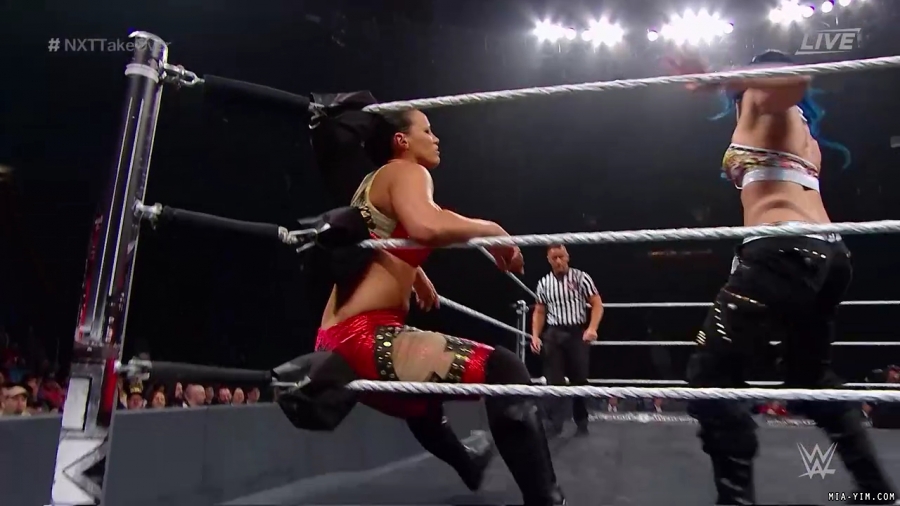 WWE_NXT_TakeOver_Toronto_2019_720p_WEB_h264-HEEL_mp40266.jpg