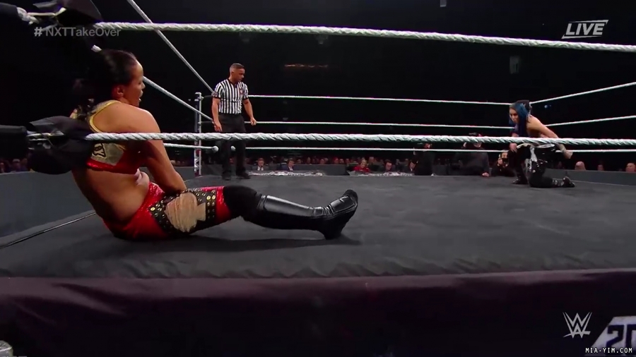 WWE_NXT_TakeOver_Toronto_2019_720p_WEB_h264-HEEL_mp40268.jpg