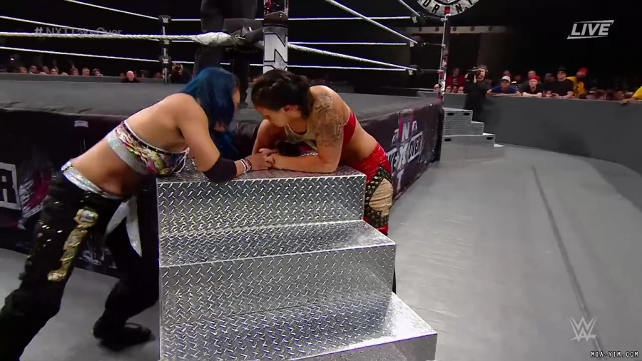 WWE_NXT_TakeOver_Toronto_2019_720p_WEB_h264-HEEL_mp40309.jpg