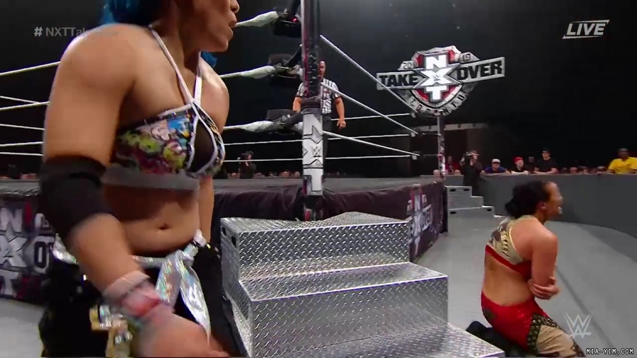 WWE_NXT_TakeOver_Toronto_2019_720p_WEB_h264-HEEL_mp40330.jpg