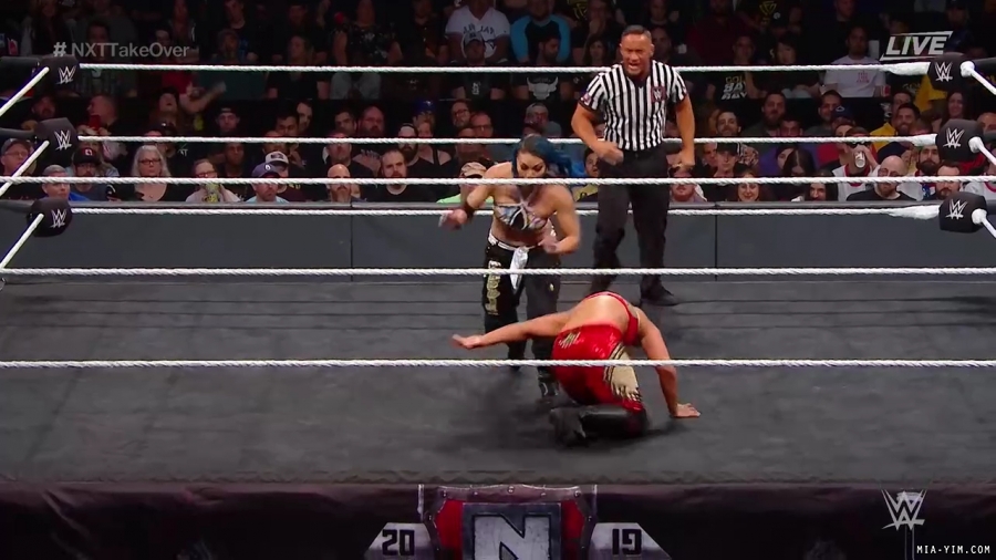 WWE_NXT_TakeOver_Toronto_2019_720p_WEB_h264-HEEL_mp40351.jpg