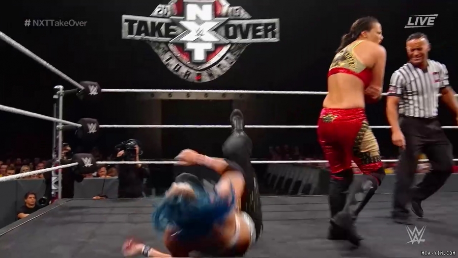 WWE_NXT_TakeOver_Toronto_2019_720p_WEB_h264-HEEL_mp40383.jpg
