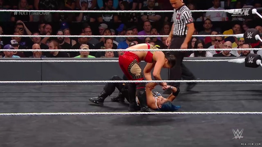 WWE_NXT_TakeOver_Toronto_2019_720p_WEB_h264-HEEL_mp40418.jpg