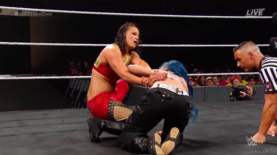 WWE_NXT_TakeOver_Toronto_2019_720p_WEB_h264-HEEL_mp40480.jpg