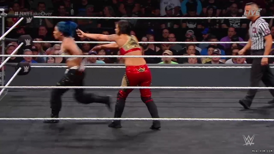 WWE_NXT_TakeOver_Toronto_2019_720p_WEB_h264-HEEL_mp40486.jpg