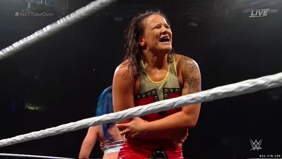WWE_NXT_TakeOver_Toronto_2019_720p_WEB_h264-HEEL_mp40488.jpg