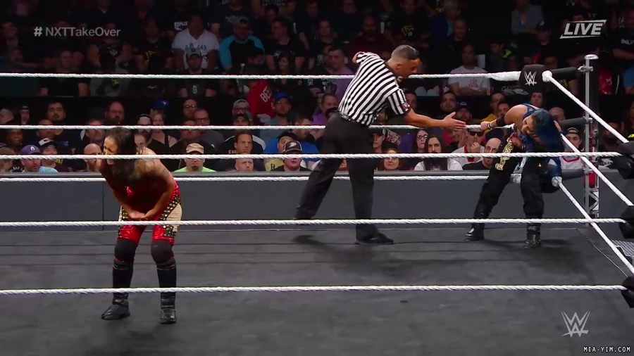 WWE_NXT_TakeOver_Toronto_2019_720p_WEB_h264-HEEL_mp40523.jpg