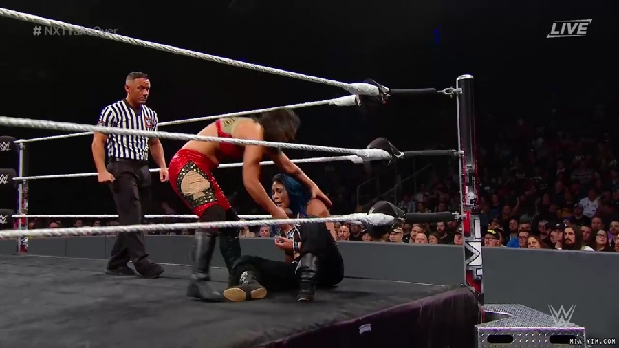 WWE_NXT_TakeOver_Toronto_2019_720p_WEB_h264-HEEL_mp40533.jpg
