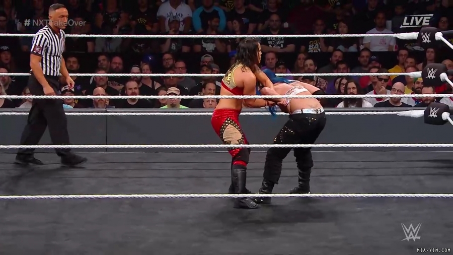 WWE_NXT_TakeOver_Toronto_2019_720p_WEB_h264-HEEL_mp40564.jpg