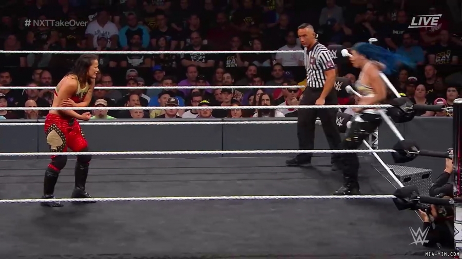 WWE_NXT_TakeOver_Toronto_2019_720p_WEB_h264-HEEL_mp40581.jpg