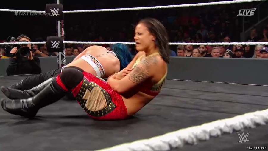 WWE_NXT_TakeOver_Toronto_2019_720p_WEB_h264-HEEL_mp40591.jpg