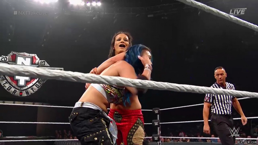 WWE_NXT_TakeOver_Toronto_2019_720p_WEB_h264-HEEL_mp40605.jpg