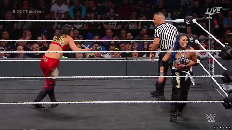 WWE_NXT_TakeOver_Toronto_2019_720p_WEB_h264-HEEL_mp40618.jpg