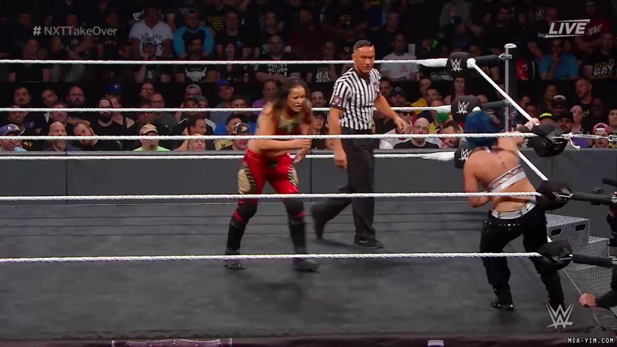 WWE_NXT_TakeOver_Toronto_2019_720p_WEB_h264-HEEL_mp40624.jpg