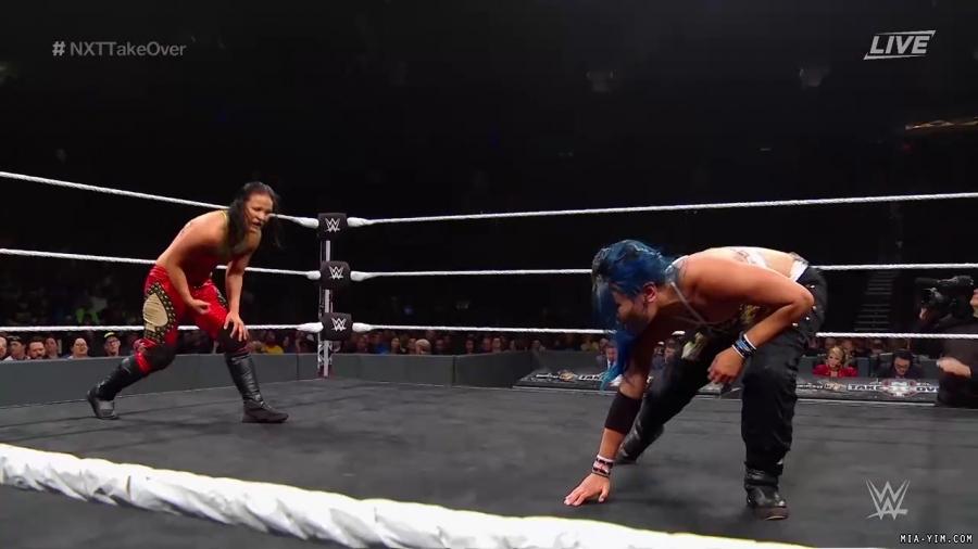 WWE_NXT_TakeOver_Toronto_2019_720p_WEB_h264-HEEL_mp40656.jpg
