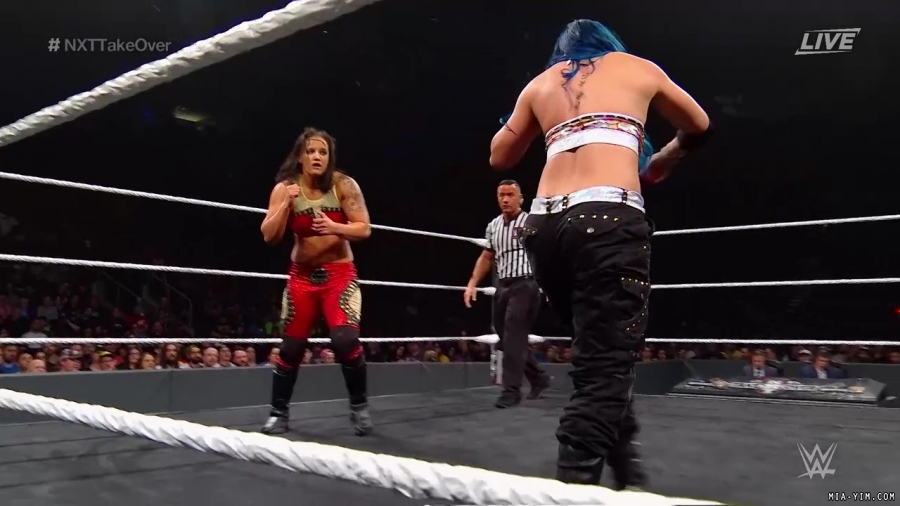 WWE_NXT_TakeOver_Toronto_2019_720p_WEB_h264-HEEL_mp40670.jpg