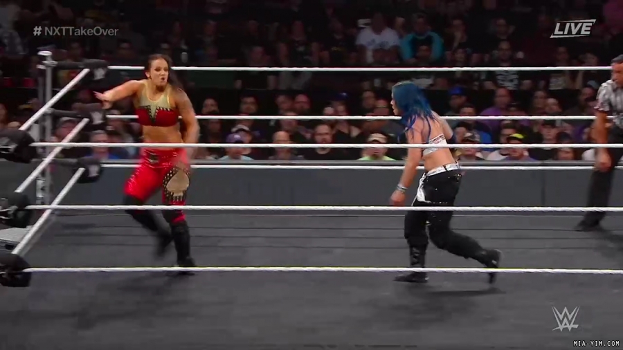 WWE_NXT_TakeOver_Toronto_2019_720p_WEB_h264-HEEL_mp40687.jpg