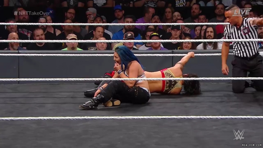 WWE_NXT_TakeOver_Toronto_2019_720p_WEB_h264-HEEL_mp40723.jpg