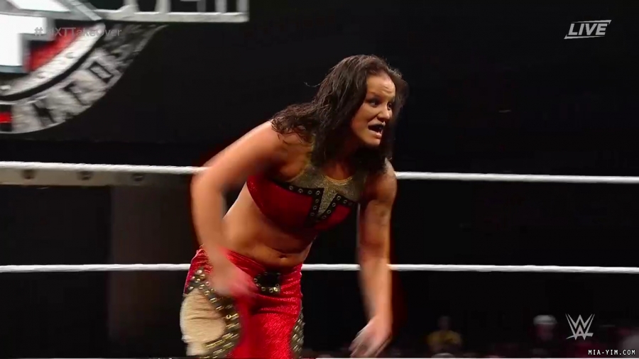 WWE_NXT_TakeOver_Toronto_2019_720p_WEB_h264-HEEL_mp40744.jpg