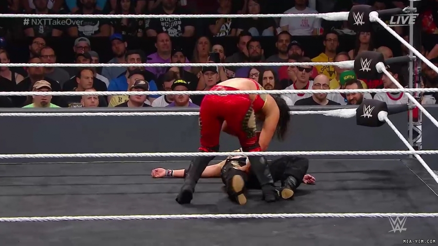 WWE_NXT_TakeOver_Toronto_2019_720p_WEB_h264-HEEL_mp40747.jpg