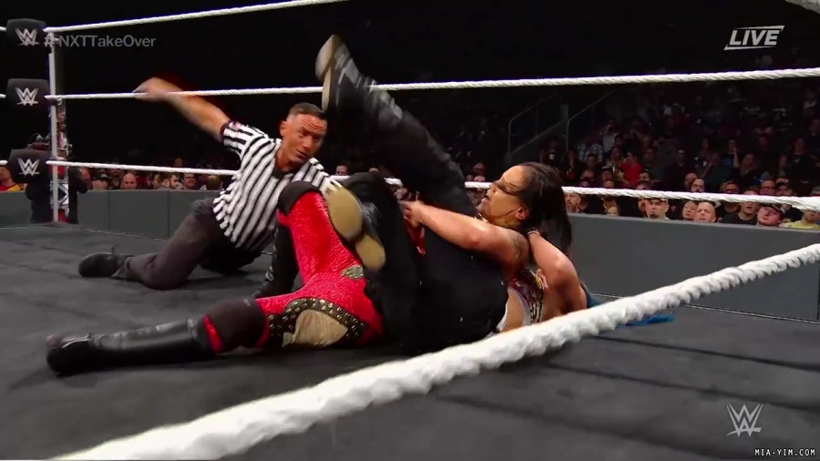 WWE_NXT_TakeOver_Toronto_2019_720p_WEB_h264-HEEL_mp40750.jpg