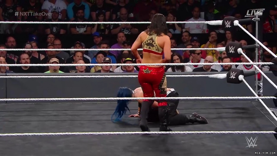 WWE_NXT_TakeOver_Toronto_2019_720p_WEB_h264-HEEL_mp40768.jpg