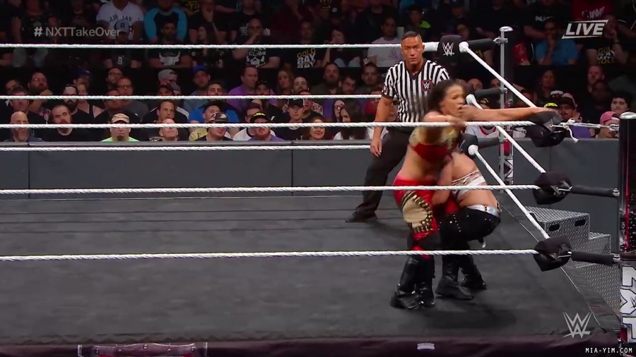 WWE_NXT_TakeOver_Toronto_2019_720p_WEB_h264-HEEL_mp40782.jpg