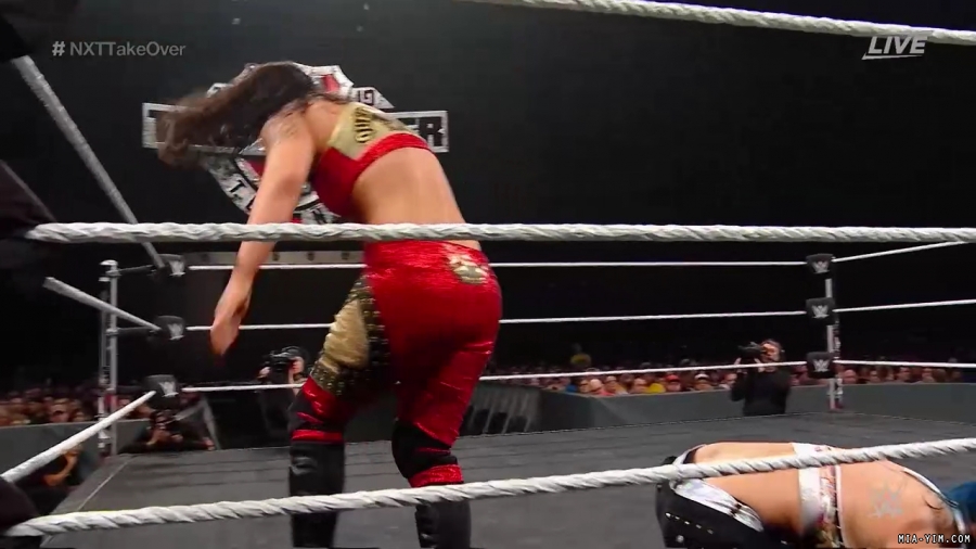 WWE_NXT_TakeOver_Toronto_2019_720p_WEB_h264-HEEL_mp40784.jpg