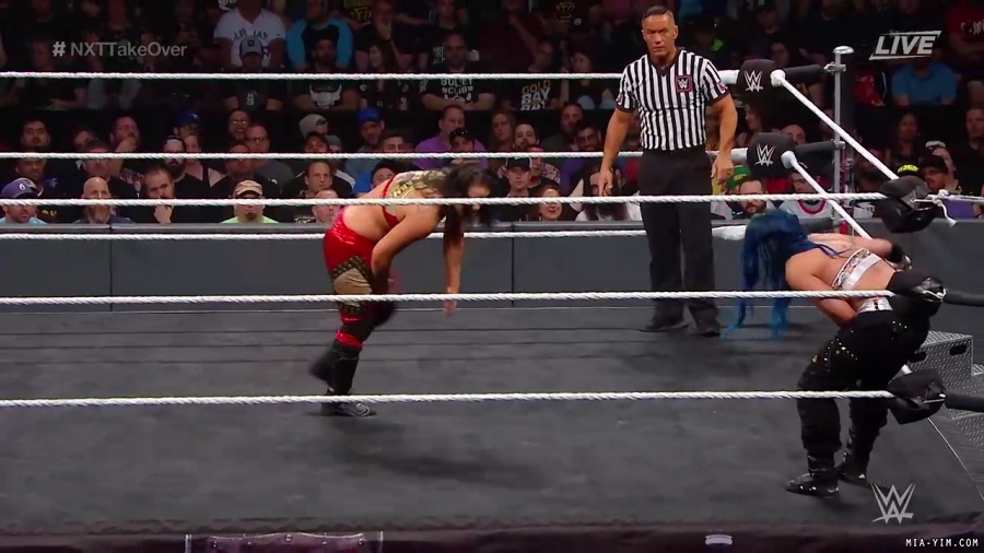 WWE_NXT_TakeOver_Toronto_2019_720p_WEB_h264-HEEL_mp40788.jpg