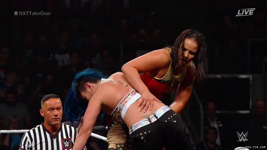 WWE_NXT_TakeOver_Toronto_2019_720p_WEB_h264-HEEL_mp40823.jpg