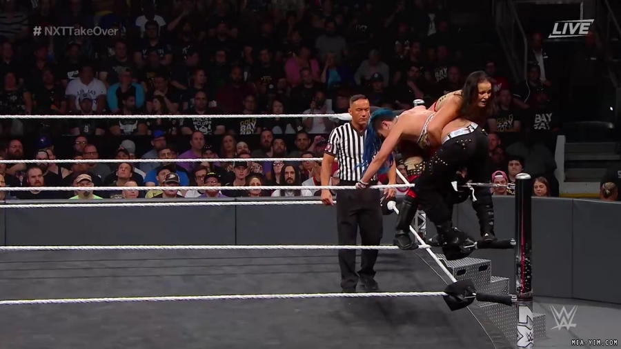 WWE_NXT_TakeOver_Toronto_2019_720p_WEB_h264-HEEL_mp40824.jpg