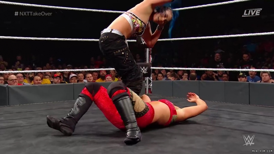 WWE_NXT_TakeOver_Toronto_2019_720p_WEB_h264-HEEL_mp40915.jpg