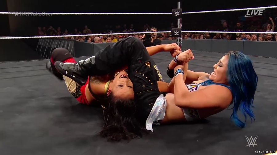 WWE_NXT_TakeOver_Toronto_2019_720p_WEB_h264-HEEL_mp40937.jpg