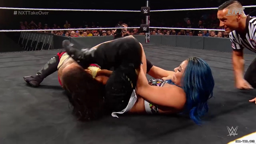 WWE_NXT_TakeOver_Toronto_2019_720p_WEB_h264-HEEL_mp40943.jpg