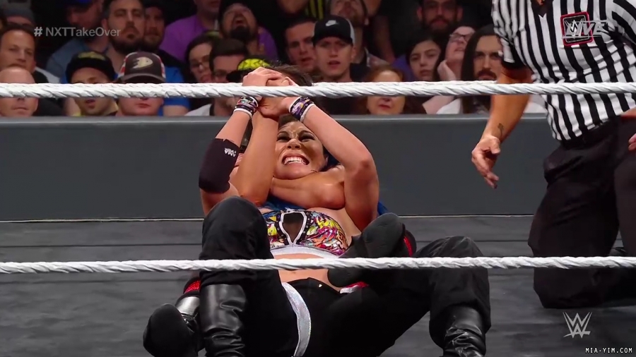 WWE_NXT_TakeOver_Toronto_2019_720p_WEB_h264-HEEL_mp40963.jpg