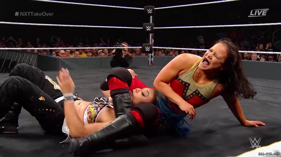 WWE_NXT_TakeOver_Toronto_2019_720p_WEB_h264-HEEL_mp40974.jpg