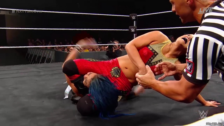WWE_NXT_TakeOver_Toronto_2019_720p_WEB_h264-HEEL_mp40979.jpg