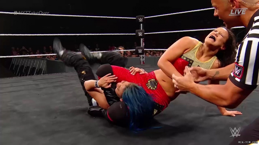 WWE_NXT_TakeOver_Toronto_2019_720p_WEB_h264-HEEL_mp40980.jpg