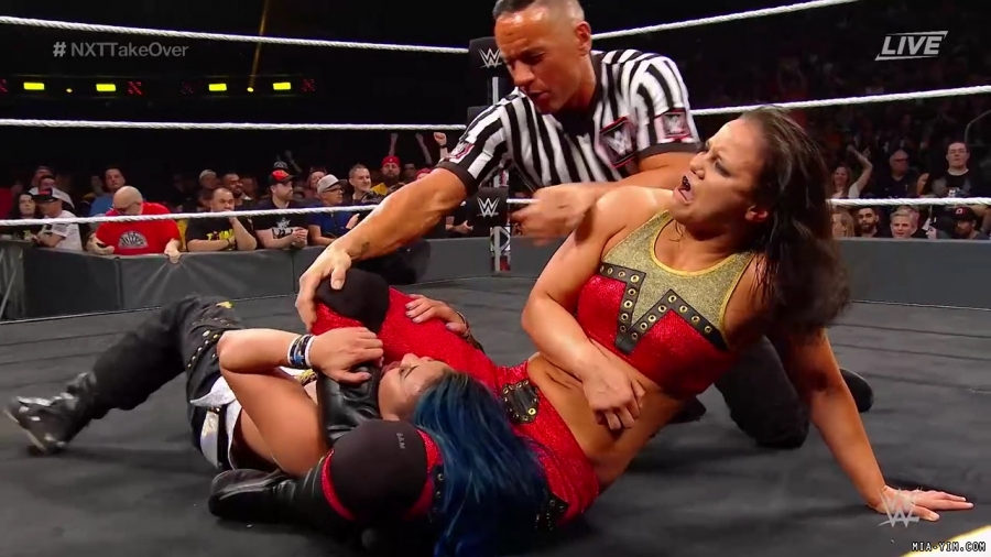 WWE_NXT_TakeOver_Toronto_2019_720p_WEB_h264-HEEL_mp40987.jpg
