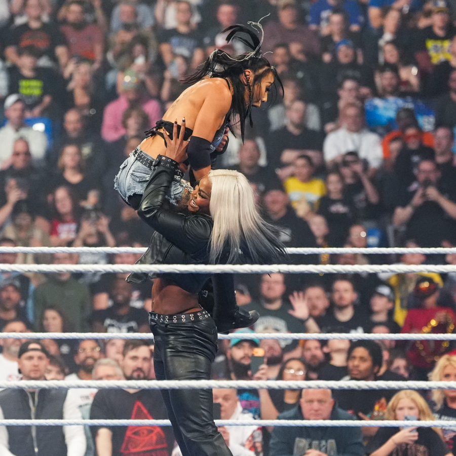 Click to view full size image
==============
057_SD_12122025RF_26464.jpg 057_SD_12122025RF_26464.jpg